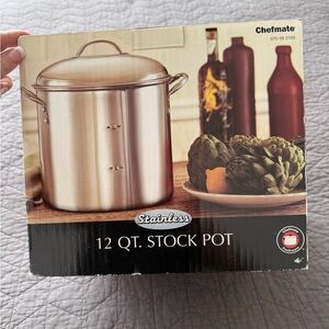 New in box! Chefmate 12 qt Stainless Steel Stock Pot - Silver